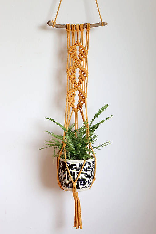 Dekorácie - Makramé držiak na kvetináč // Podbeľ - 10923168_
