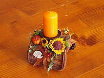 Dekorácie - Jesenný poloblúkový svietnik so slnečnicou, ježkom a sviečkou - 10929658_