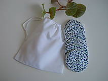 Úžitkový textil - Odličovacie tampóny - Biele froté s tmavomodrými kvetinkami - 10940013_