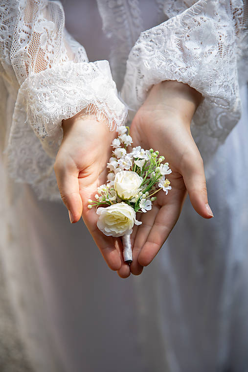 Pierko pre ženícha "v tichosti"