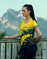 Topy, tričká, tielka - Dámske tričko maľované, batikované ACHILLEA - 10954950_