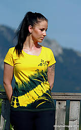 Topy, tričká, tielka - Dámske tričko maľované, batikované ACHILLEA - 10954999_