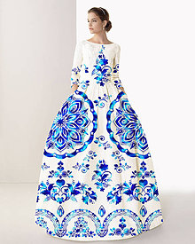 Šaty - FLORAL FOLK " Slovenská ornamentika ", spoločenské dlhé šaty (Biela +  azúrový akvarel) - 10960415_