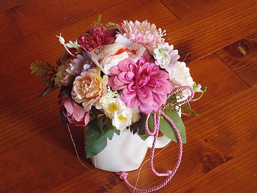 Dekorácie - Gratulačný sladký hrnček s bonbónom  - 10960993_