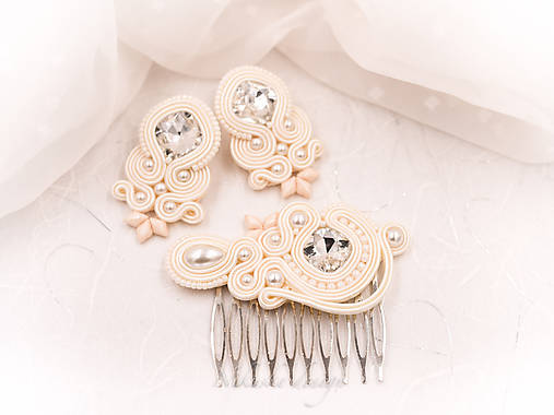 Sady šperkov - Svadobná soutache sada napichovačky a hrebienok - 10981722_