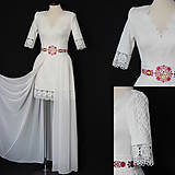 Šaty - Púzdrové svadobné šaty s vyšívaným opaskom a odopínateľnou vlečkou - 10986895_