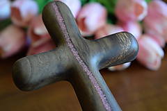 Dekorácie - Svadobný krížik z orechového dreva - 10992805_