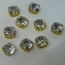 Iný materiál - štrasové kamienky kruhové 8 mm plastové (kryštál2 v zlatom lôžku) - 10992442_