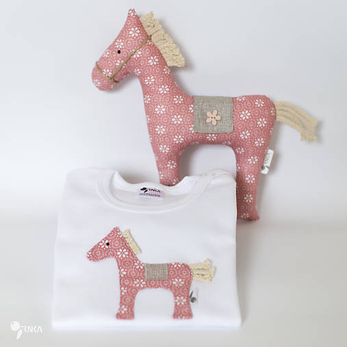 Detské oblečenie - SET KONÍK  body / tričko + hračka  (body (56-98) + hračka) - 10997250_