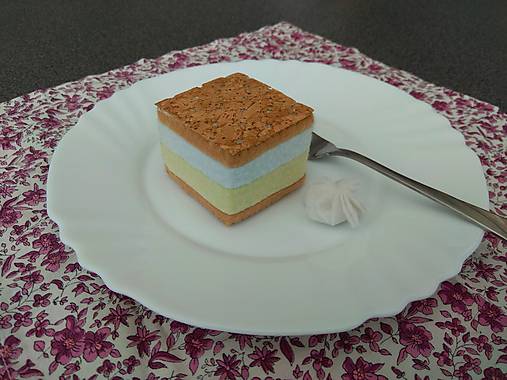 Hračky - Šitý medový kremeš - 11006515_