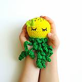 Hračky - Háčkovaná chobotnička Háčkovaný mojkáčik pre bábätko (citrónová) - 11016906_