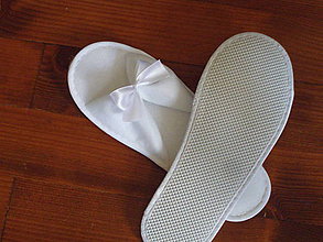 Ponožky, pančuchy, obuv - Svadobné papuče s mašličkou - 11021633_