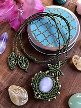 Náhrdelníky - Olivovo zelený makramé náhrdelník s ružovým opálom - 11039103_