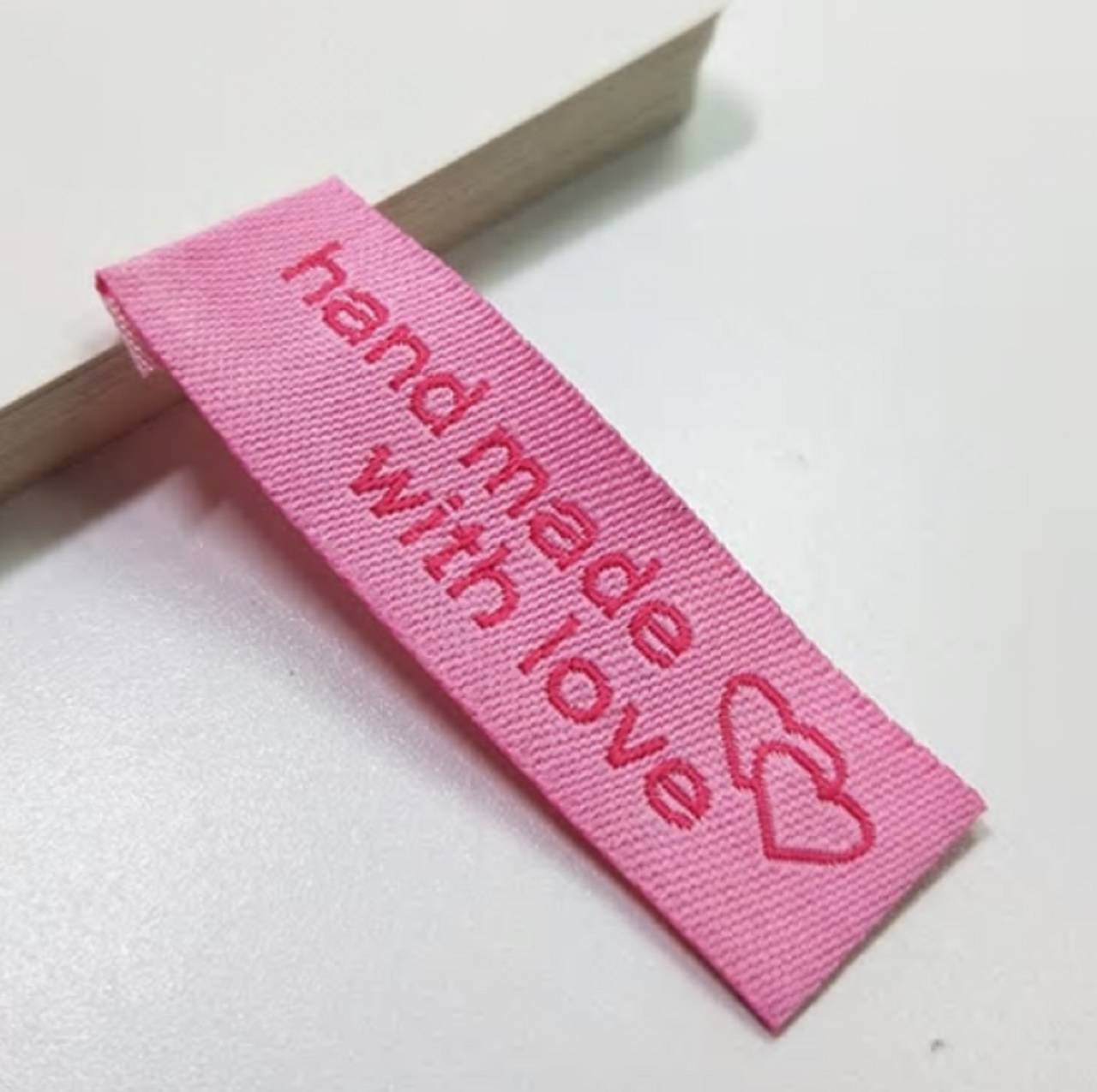 NT104 Nášivka textilná hand made 5 cm  (Ružová)