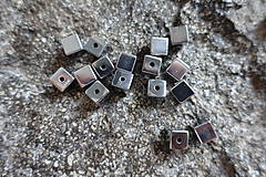 Minerály - Hematit strieborný kocka - 11043821_