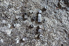 Minerály - Hematit strieborný kocka (6mm) - 11043829_