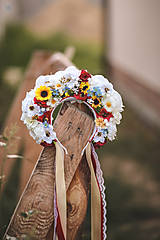 Ozdoby do vlasov - Folklórna svadobná kvetinová parta - 11052600_