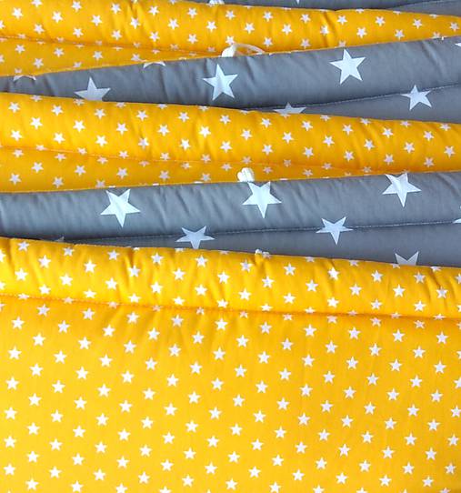 Mantinel do postieľky plochý (Okolo celej postieľky - žlto sivé hviezdy)