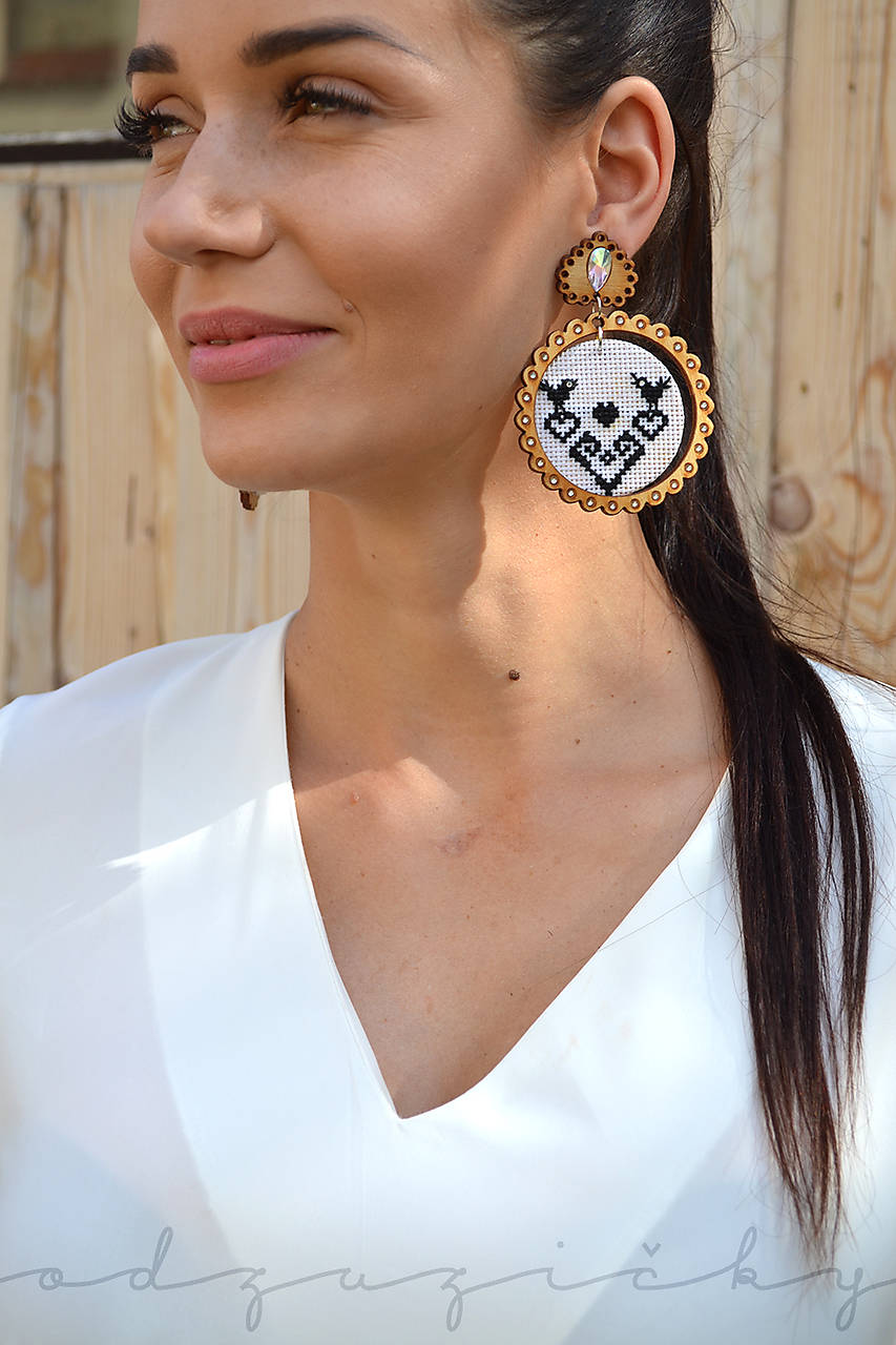 Náušničky Elenka (Čierno-biela)