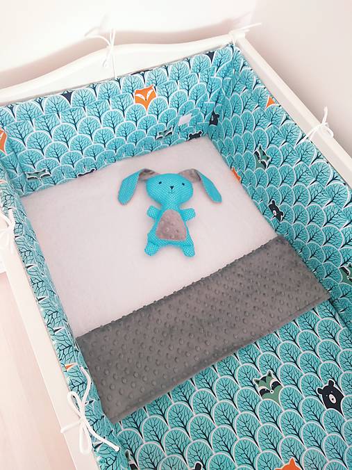 Set do postieľky zvieratká v lese tyrkysová