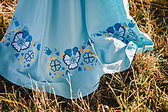Šaty - Dlhé modré šaty s výšivkou - 11062158_