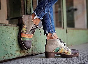 Ponožky, pančuchy, obuv - Traveler - 11067650_