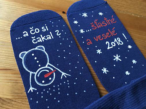 Maľované vianočné ponožky s nápisom: "A čo si čakal?..." alebo na želanie (tmavomodré)