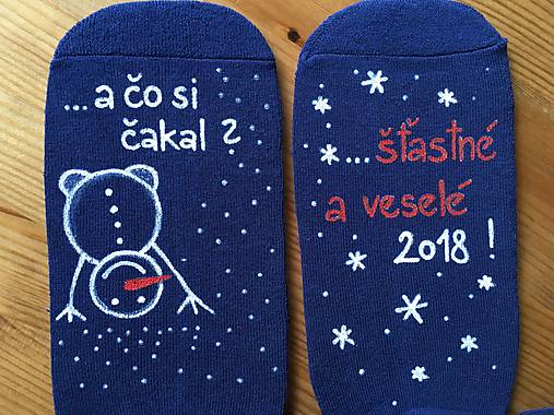 Maľované vianočné ponožky s nápisom: "A čo si čakal?..." alebo na želanie (tmavomodré)