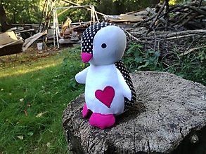 Hračky - Tučniak (Ružové srdce menší) - 11073857_