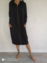 Šaty - • ŠTEPOVANÁ mikina s kapucňou • - 11081316_