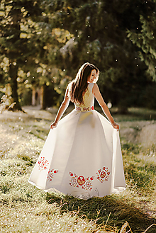 Šaty - Svadobné šaty s výšivkou - 11098578_