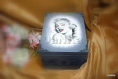 Úložné priestory & Organizácia - drevená krabička Marilyn Monroe - 11101011_