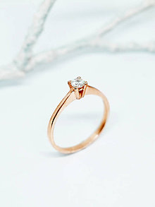 Prstene - 585/1000 zlatý prsteň zásnubný s prírodným diamantom 3,4mm (růžové zlato) - 11106580_