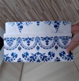 Kabelky - FLORAL FOLK " Modrotlač ", spoločenská kabelka (Biela + modrý vzor) - 11105752_