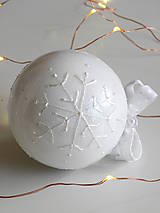 Dekorácie - BIELE vianočné gule s 3D fotkou (vzor na bokoch) - 11133206_