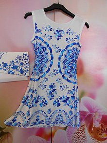Šaty - FLORAL FOLK " Slovenská ornamentika ", mini šaty  (Biely podklad + azúrový akvarel) - 11141088_