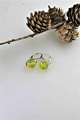 Náušnice - krištálový "olivín" náušnice v striebre - 11149815_