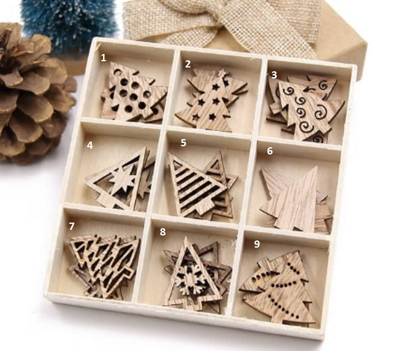 VY104 Výrez vianočný stromček 