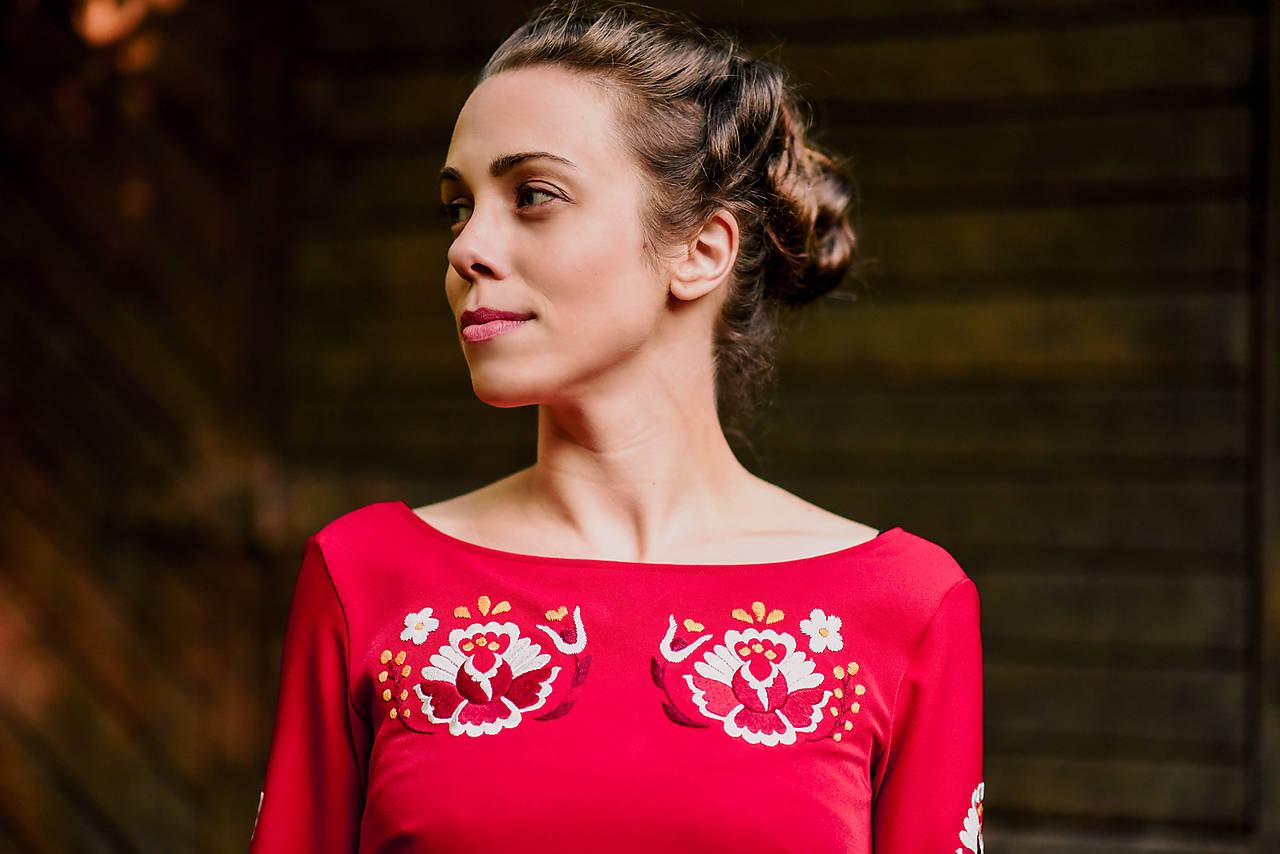 Červené krátke šaty Poľana