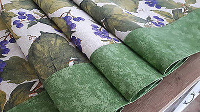 Úžitkový textil - Jesenný obrus -stredový (Zelená kombinácia s hroznom) - 11156803_