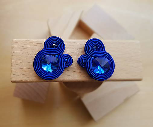 Náušnice - Kolorky - soutache earring - ručne šité šujtášové náušnice (Kolorky - modrá - soutache earring - ručne šité šujtášové náušnice) - 11164243_