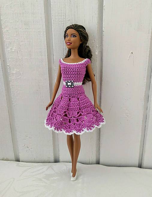  - Háčkované fialové šaty pre Barbie - 11164597_