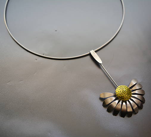 Náhrdelníky - Náhrdelník kopretina - 11164484_