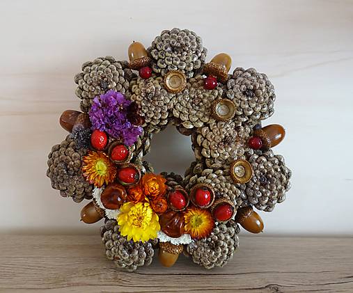 Dekorácie - Prírodný venček na dušičky - 11162942_