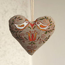 Dekorácie - FILKI folk maľované srdiečko s levanduľou (vtáčiky farebné) - 11161171_
