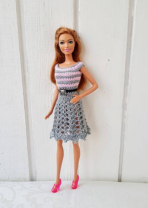  - Sivé háčkované šaty pre Barbie - 11165164_