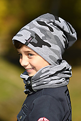 Detské súpravy - Detský set čiapka a nákrčník s koženým remienkom - 11177769_