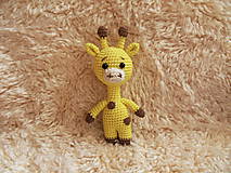 Hračky - Milá háčkovaná žirafka - 18cm - 11190838_