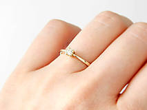 Prstene - 585/1000  zlatý zásnubný prsteň s diamantom 3 mm, E/SI1 - 11194522_