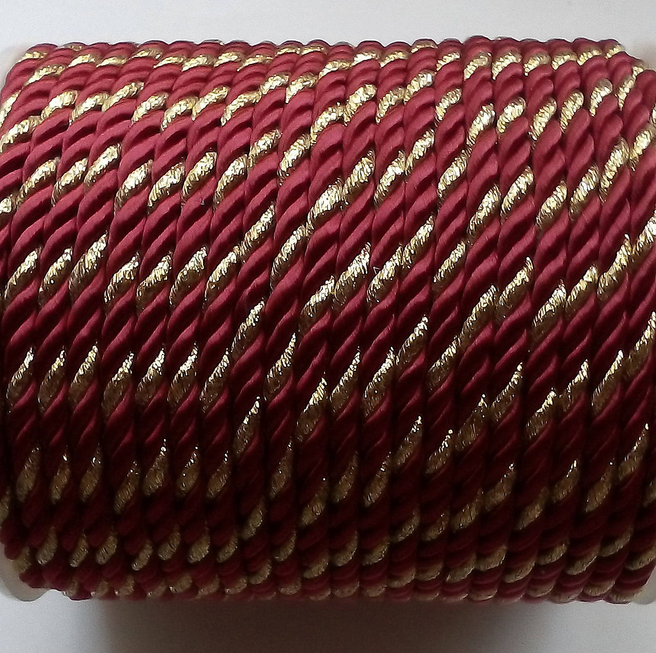 Šnúra točená 4mm-1m (bordová/zlatá)